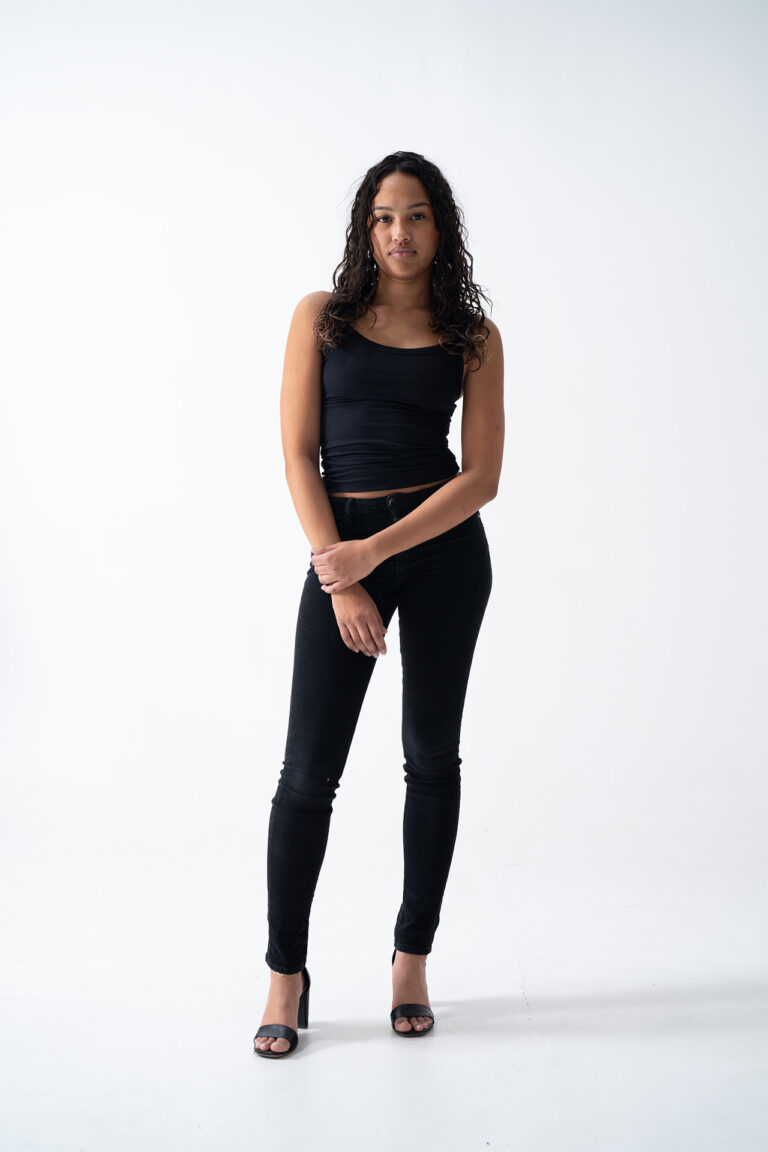 Amiah full-figure modeling digitals by Athena Underground, a Denver & Aurora, CO photographer